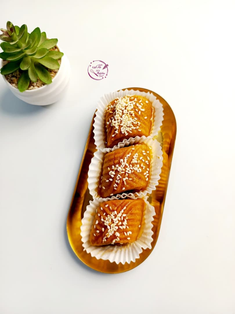 Maqrouth with national ghee - 1 pc