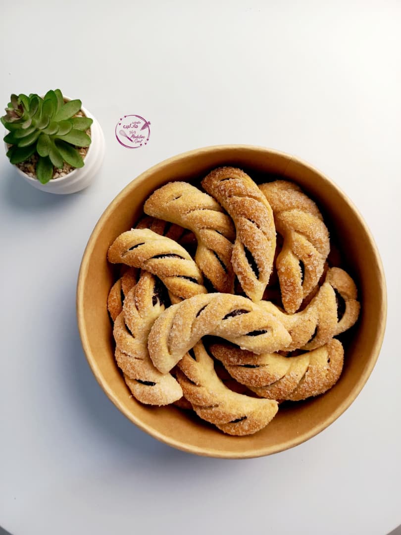 Date cake with sugar box - 17 pcs