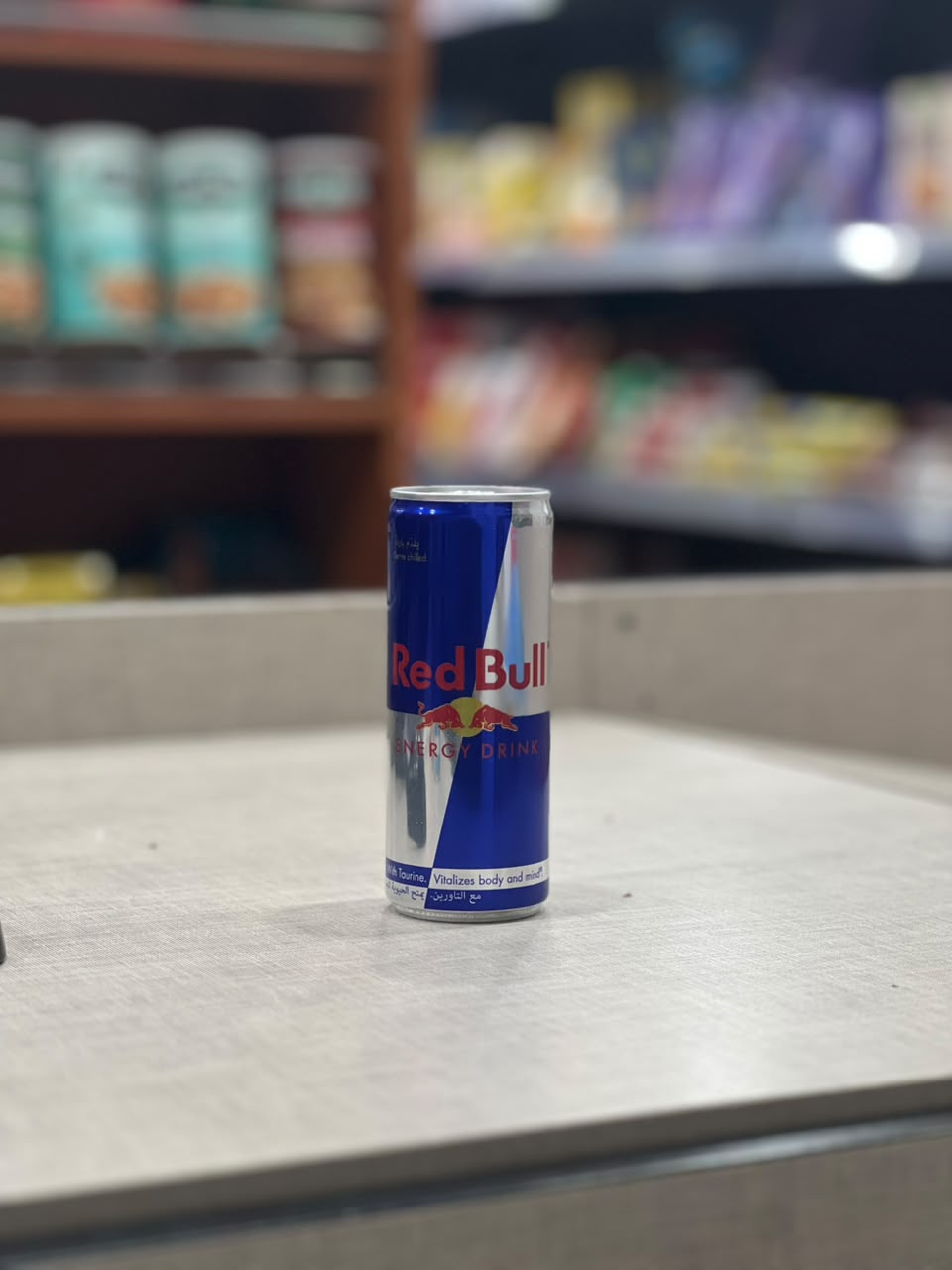 مشروب طاقة ريدبول سادة